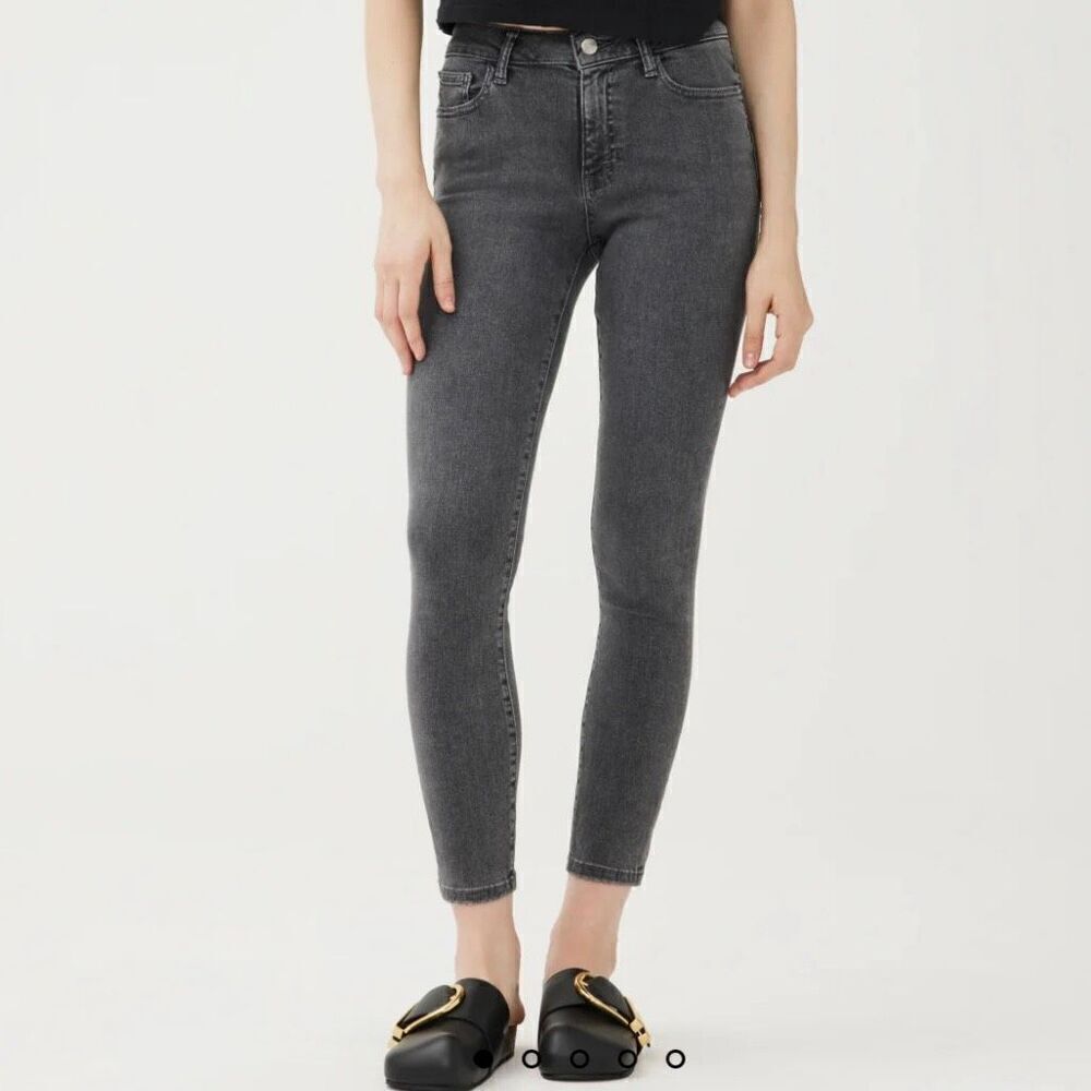 Warp + Weft JFK New York skinny jeans size 26 grey wash